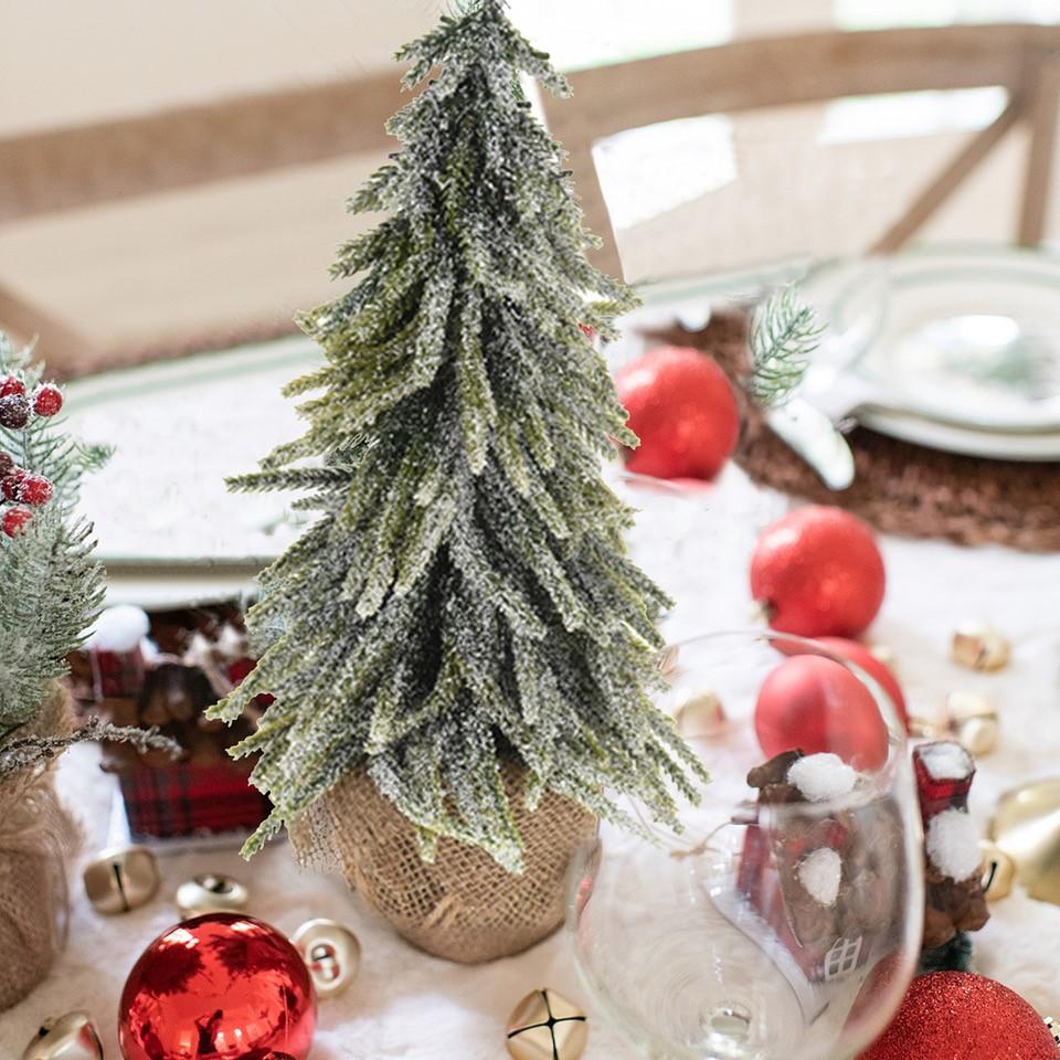 28cm Christmas Tree With Stone Base